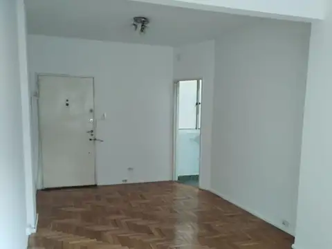 Avellaneda 100, Piso 2