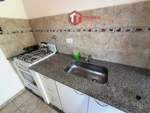 Casa en Alquiler con 1 cochera