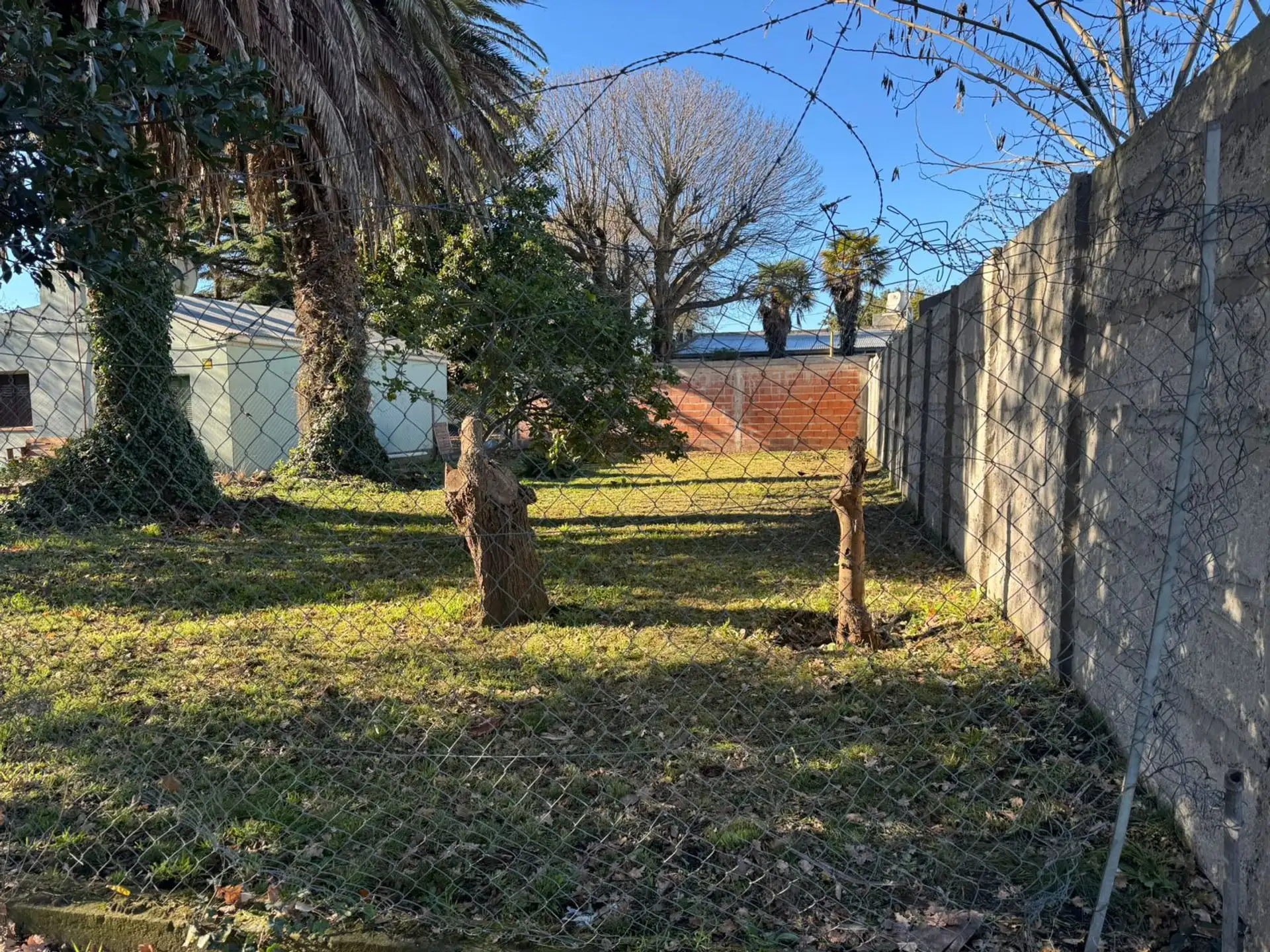 VENTA LOTE EN CHILAVERT AL 400 DE 10 X 23 METROS