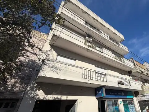 Departamento centrico con 2 dormitorios en pleno centro