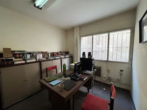 Anatole France 2000 , Piso 1