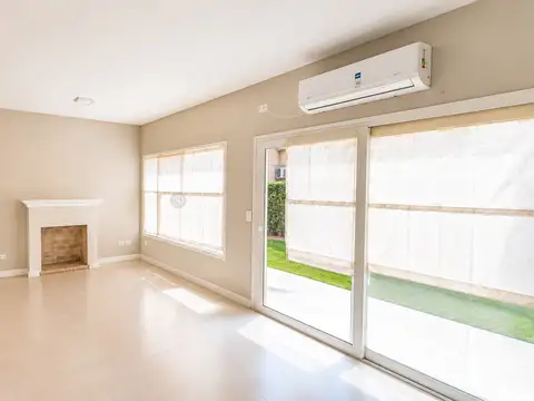 Casa en Alquiler en Complejo Liquidámbar, $ 1.650.000
