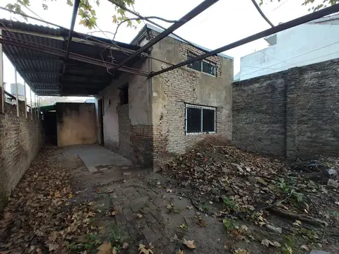 Excelente Terreno con vivienda en Quilmes