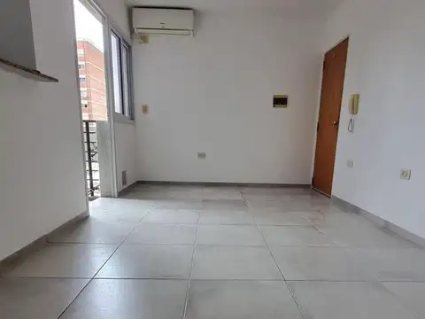 Departamento en Alquiler en Echesortu, $ 520.000