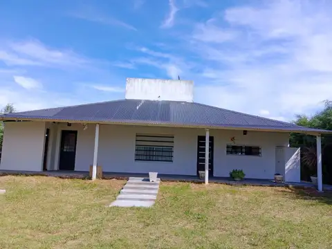 Casa en Venta en Olmos, Lisandro ,ap. [Cod: 456]