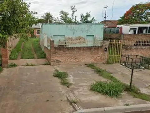 Casa en venta - 3 Dormitorios 2 Baños - Cochera - 625Mts2 - Chaco