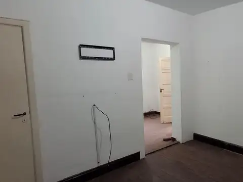 Depto Tipo Casa en Venta en Bernal Oeste, USD 53.000