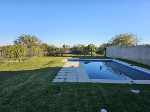 Casa 5 ambientes con 2 baños