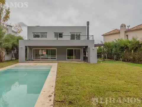 Casa con 3 dormitorios en venta  en Los Sauces - Nordelta