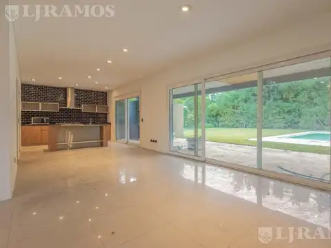 Casa en Alquiler al Noroeste