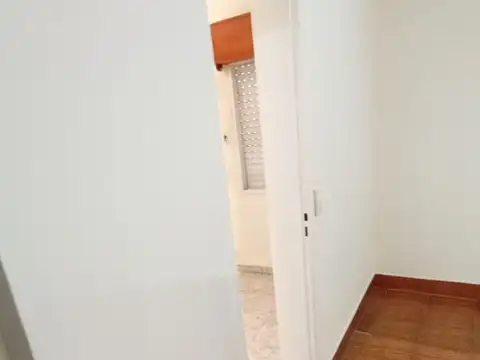 Departamento en Alquiler en Monte Grande, $ 380.000