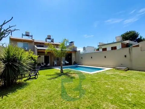 Venta Casa 4amb.Pileta.Parque.330mts.EL PALOMAR