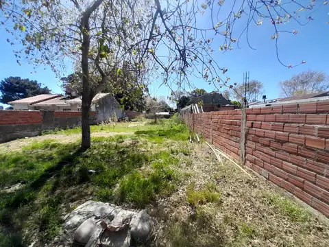 Venta Lote En Mar Del Tuyú Calle 66 Entre 4 Y 5