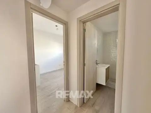 VENTA CASA DUPLEX, 3 DORM, C/JARDIN. PILAR