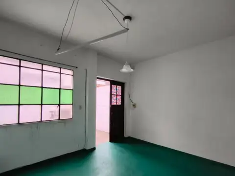 Mariano Moreno 300