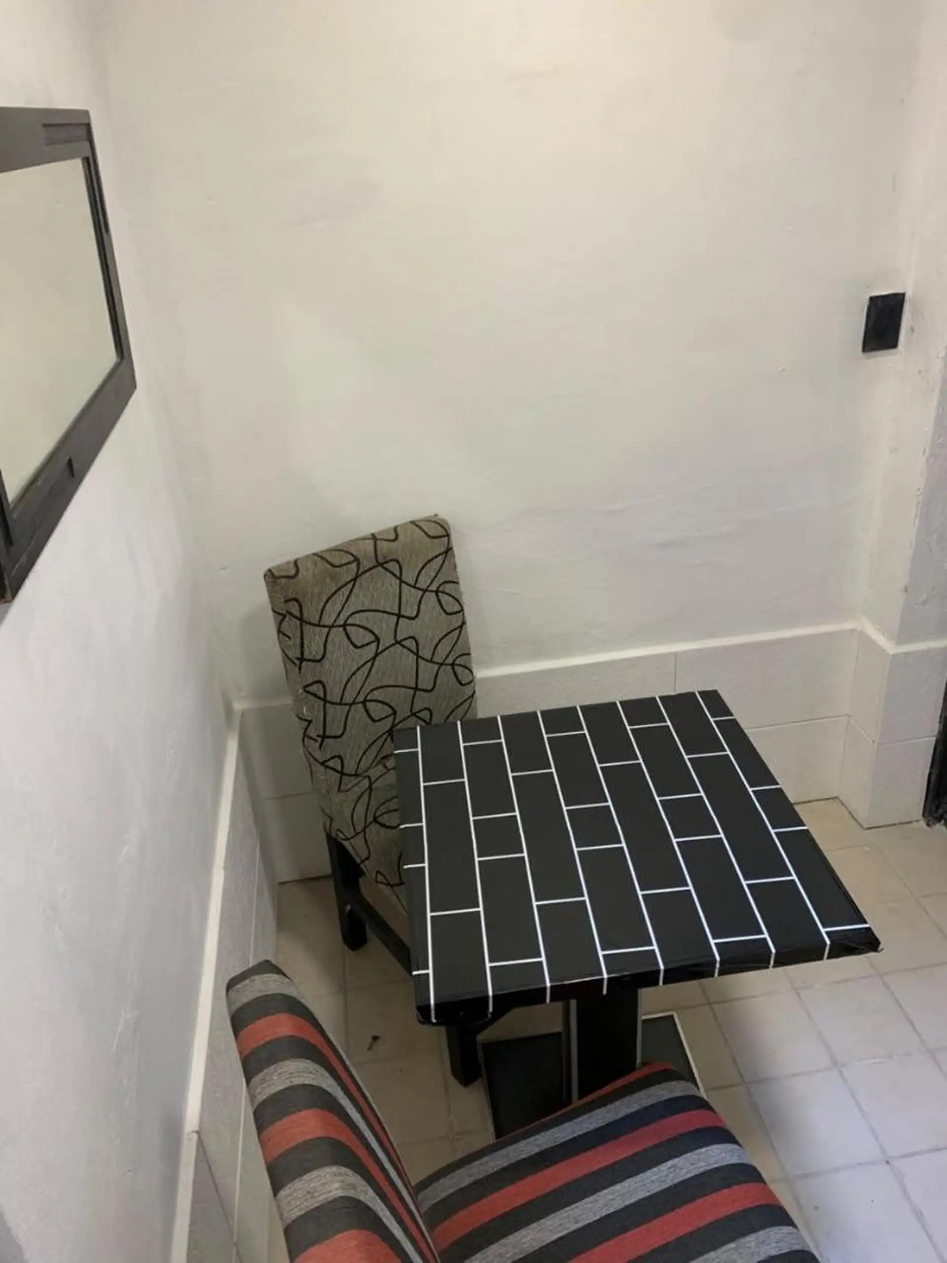 Monoambiente en venta planta baja 24m² — Plaza Colón