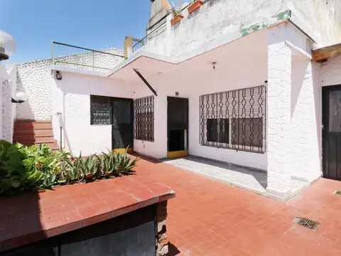Depto Tipo Casa 4 ambientes con 1 baño