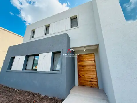 VENTA DE CASA EN SANTA ELENA - PILAR 