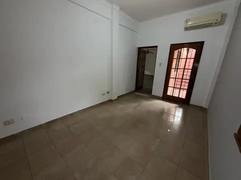 Casa en Venta en Castelar Norte, USD 179.000