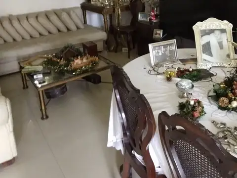 Casa en Venta de 5 dormitorios