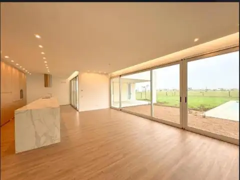 Casa 4 dorm - Vida Club de Campo