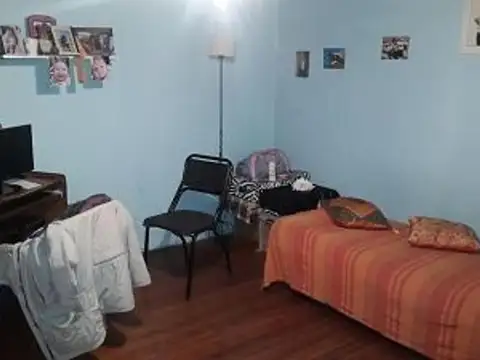 Depto Tipo Casa 4 ambientes con 2 baños