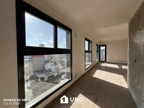 Entre Ríos y Pasco - Dpto de 2 Dormitorios Externo. Posibilidad cochera.