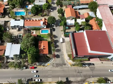 Terreno en Venta, FOT 1,5