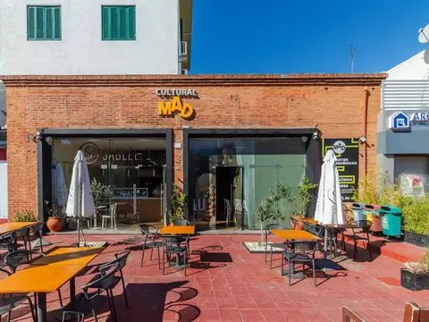Venta Local Comercial sobre Arocena 876 m2