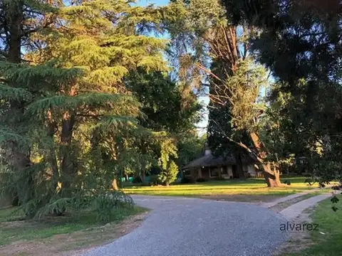 Terreno en venta en La Reja