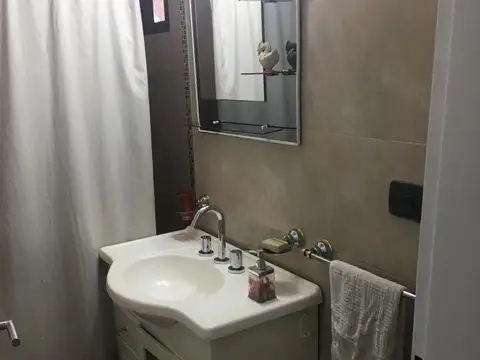Departamento de 2 Ambientes en Banfield