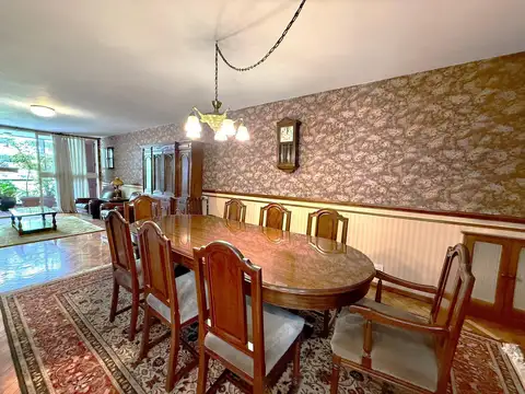 Departamento 6 ambientes con 2 baños
