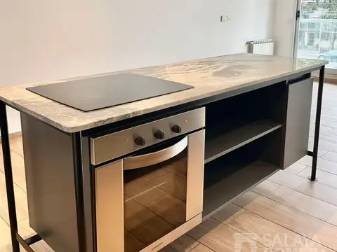 Departamento en Alquiler en Olivos Vias/Rio, USD 650