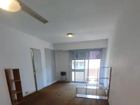 Belgrano monoambiente con balcon