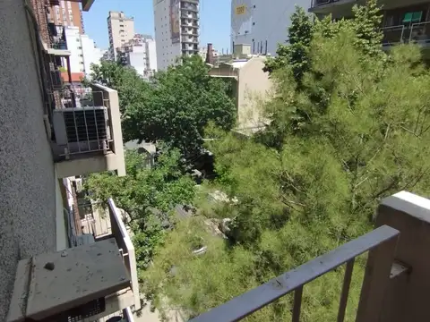 Departamento en Alquiler en Belgrano C, $ 430.000