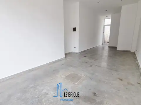 Local en Venta en Villa del Parque, USD 70.000