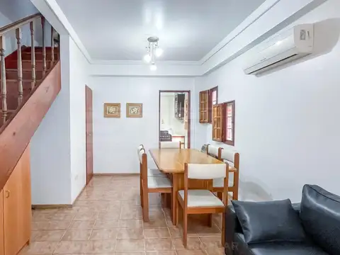 Depto Tipo Casa en Venta con 1 cocheras