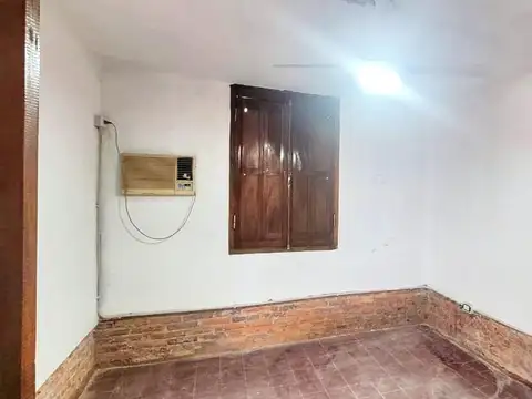 Casa en Alquiler con 1 cochera