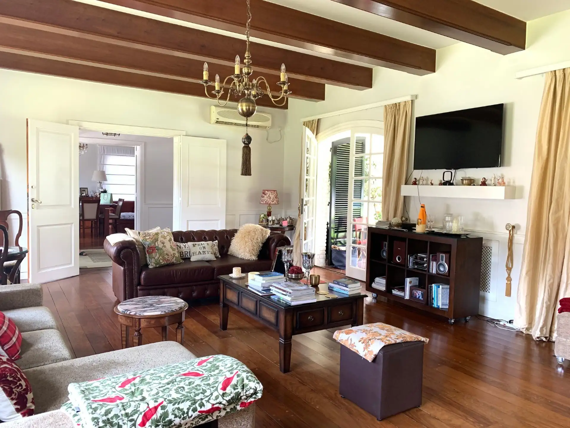 Magnifica residencia, Playa Grande