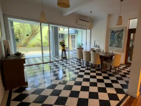 Venta | 4 Amb. | Florida, Vicente López | Pileta | Garage