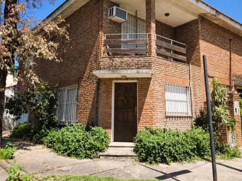 Dúplex 3 ambientes en venta san Isidro cochera