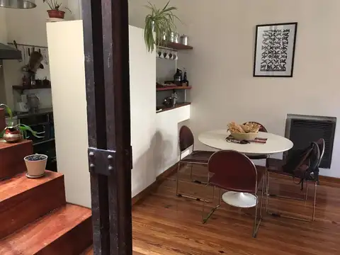 Depto Tipo Casa 2 ambientes con 2 baños