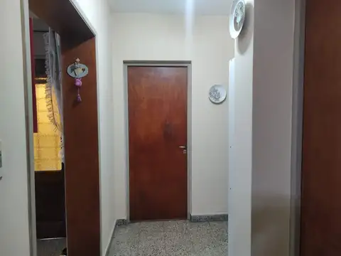 Depto Tipo Casa en Venta en Haedo Sur, USD 135.000