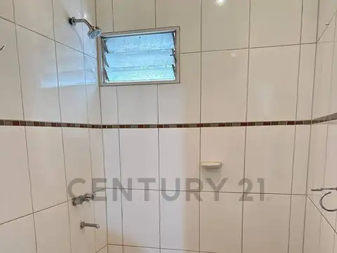 Venta de departamento. Las Heras.