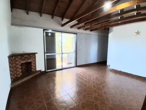 Depto Tipo Casa en Venta de 4 ambientes