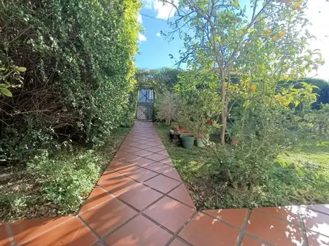 Depto Tipo Casa en Venta de 6 ambientes