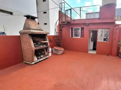 Venta de PH 4 Amb con Terrazas Oportunidad a Refaccionar
