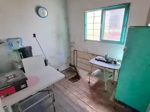 Depto Tipo Casa 5 ambientes con 2 baños