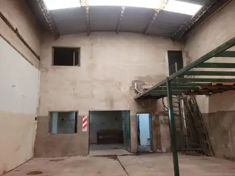 Galpon en Alquiler en Centro, $ 2.450.000