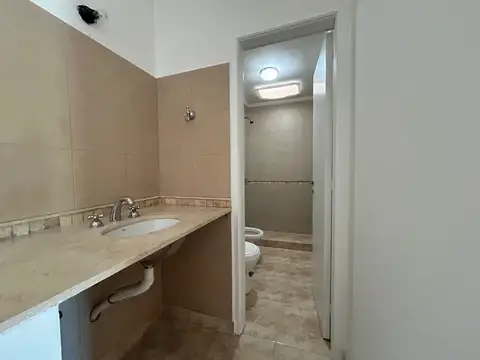 SE ALQUILA CASA 2 DORM - SANTO TOME